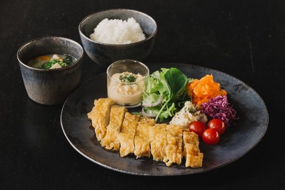 【昼食付き】当日か翌日を選べる昼食付きプラン【1泊1食】